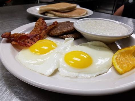 ormond beach breakfast restaurants.